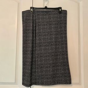 Spandex Black & White Print Straight Skirt